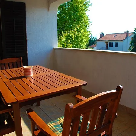 Nada Apartments Porec Exterior photo