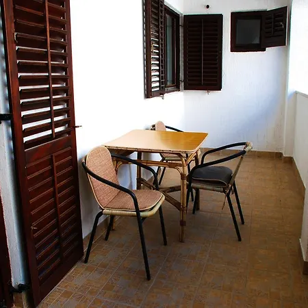 Nada Apartments Porec Exterior photo