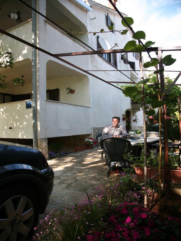 Nada Apartment *
