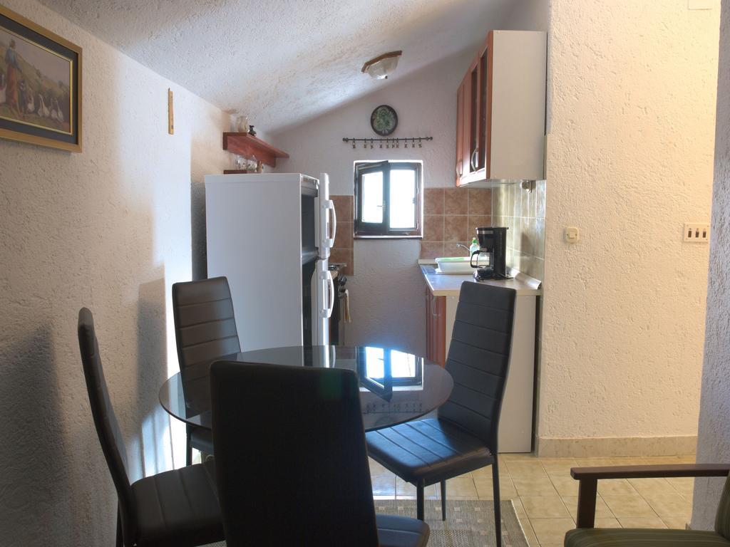 Nada Apartment *